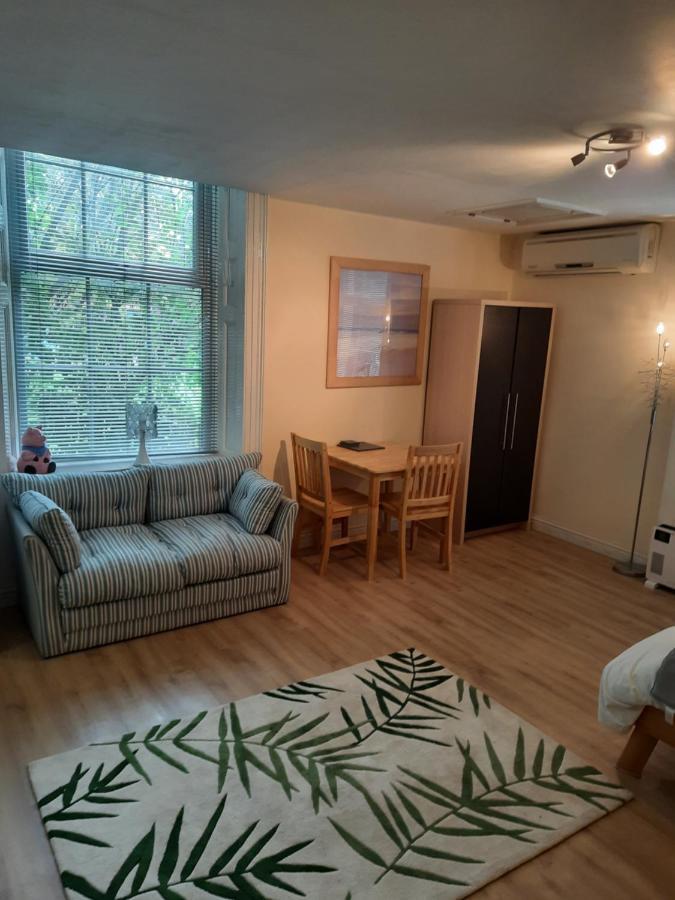 Self Contained Flat In Winterton Hall *